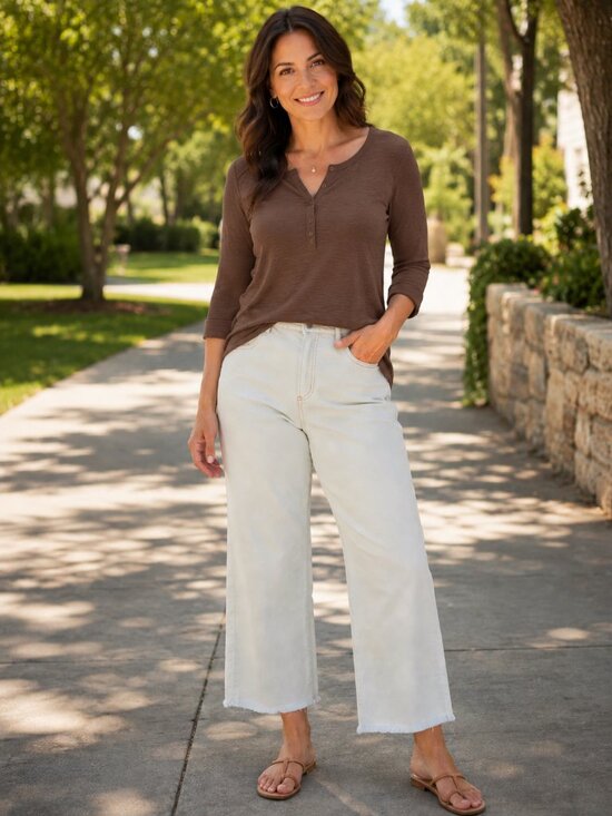 Chico's Pants - CHICO'S 5 Pocket Button Zip High Rise Straight Leg Crop Cream Pants NWOT M